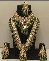 Exquisite Kundan Bridal Set: Handcrafted Elegance for Your Special Day