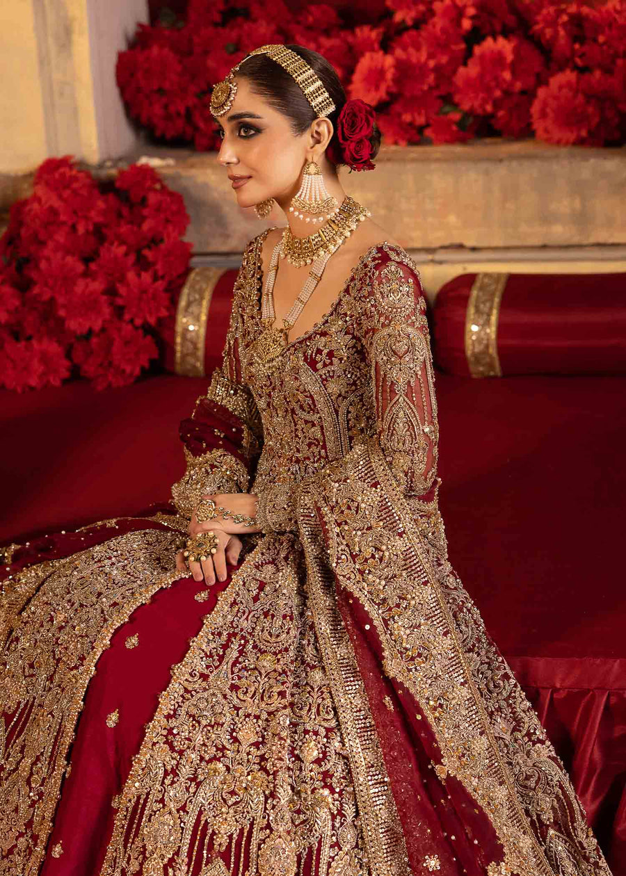 Pakistani Bridal Dress in Open Pishwas Lehenga Styles